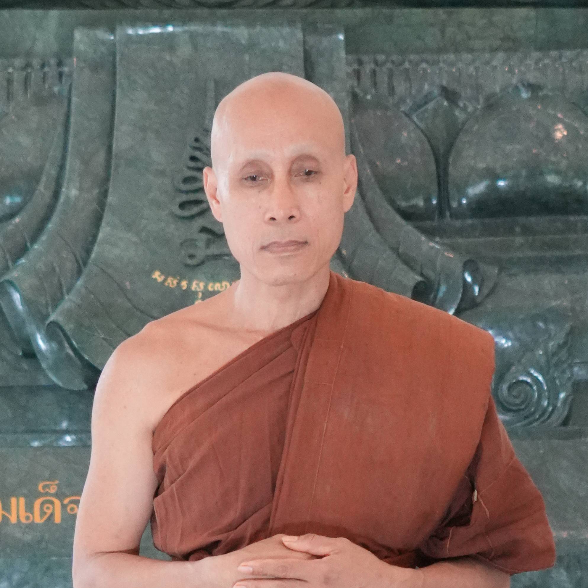 พระทอย ติกฺขญาโณ